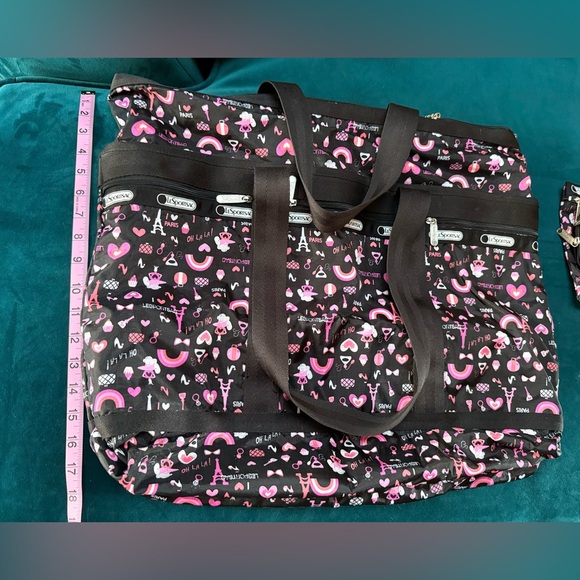 LeSportsac Paris Tote Set - Picture 4 of 8